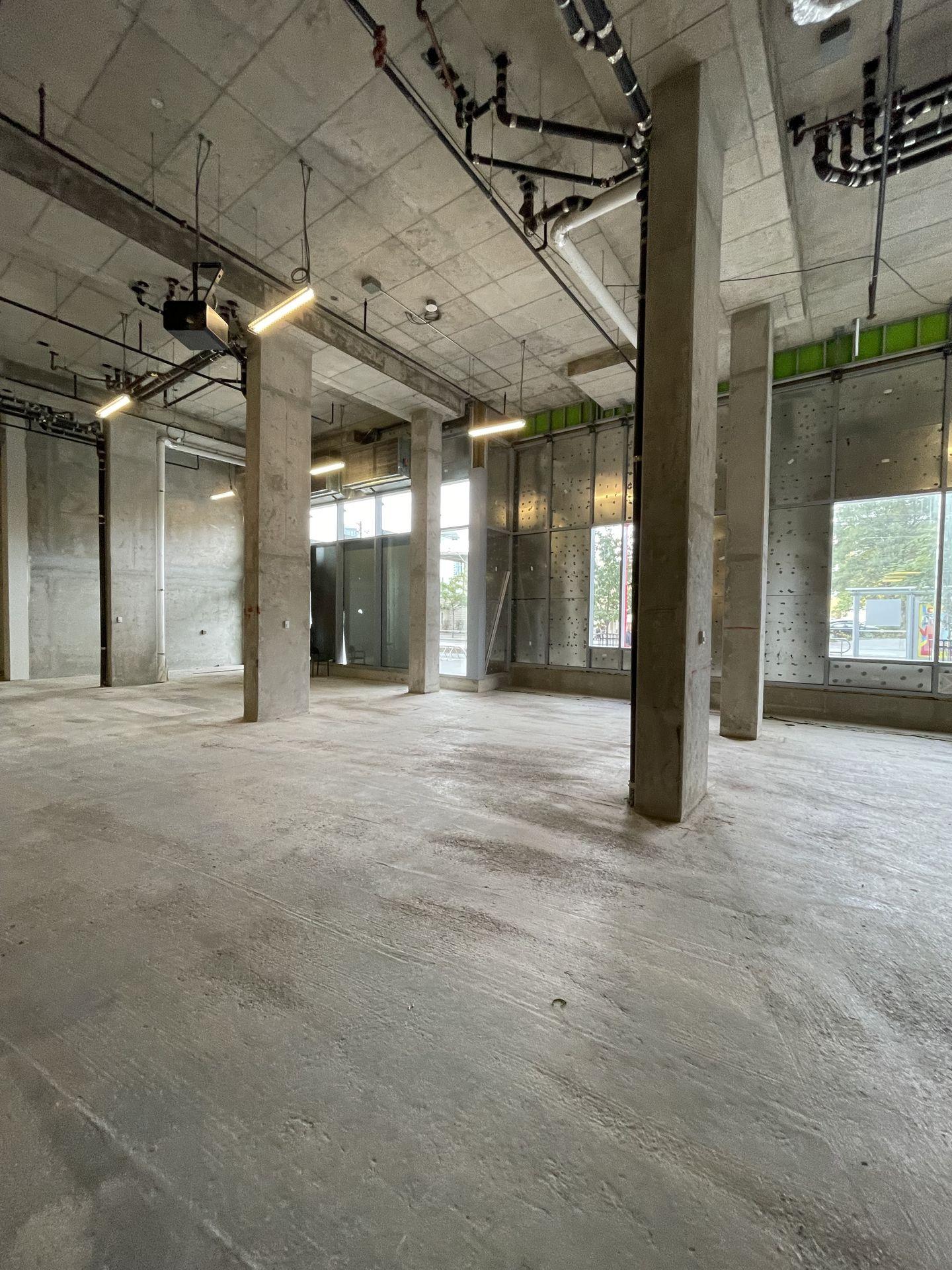 Shell condition — pre-fit-out commercial floor