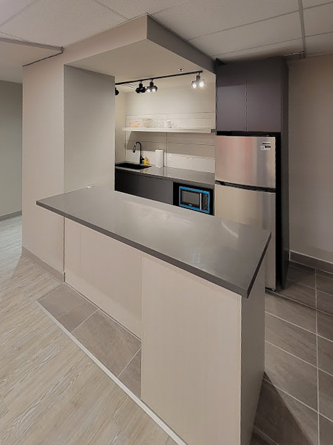 110 Parkway — view 11