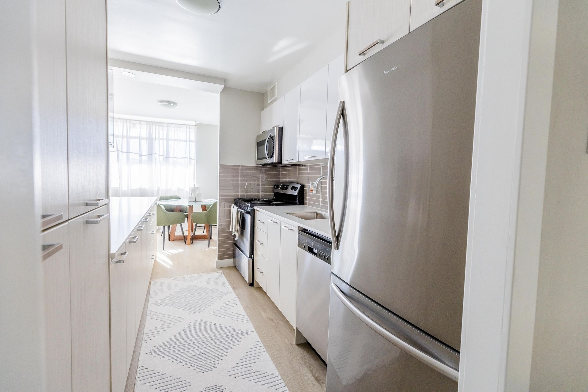 210 Markland — view 5