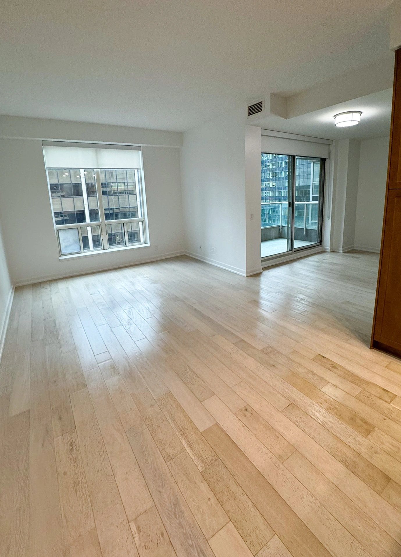 61 Yorkville — view 5