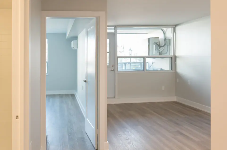 6521 Glen Erin — view 12