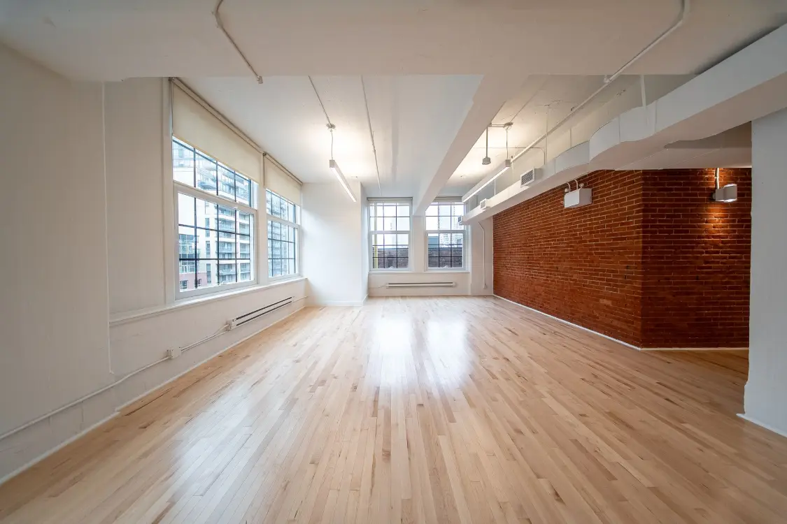 Back To Base - 96 Spadina Ave — view 5