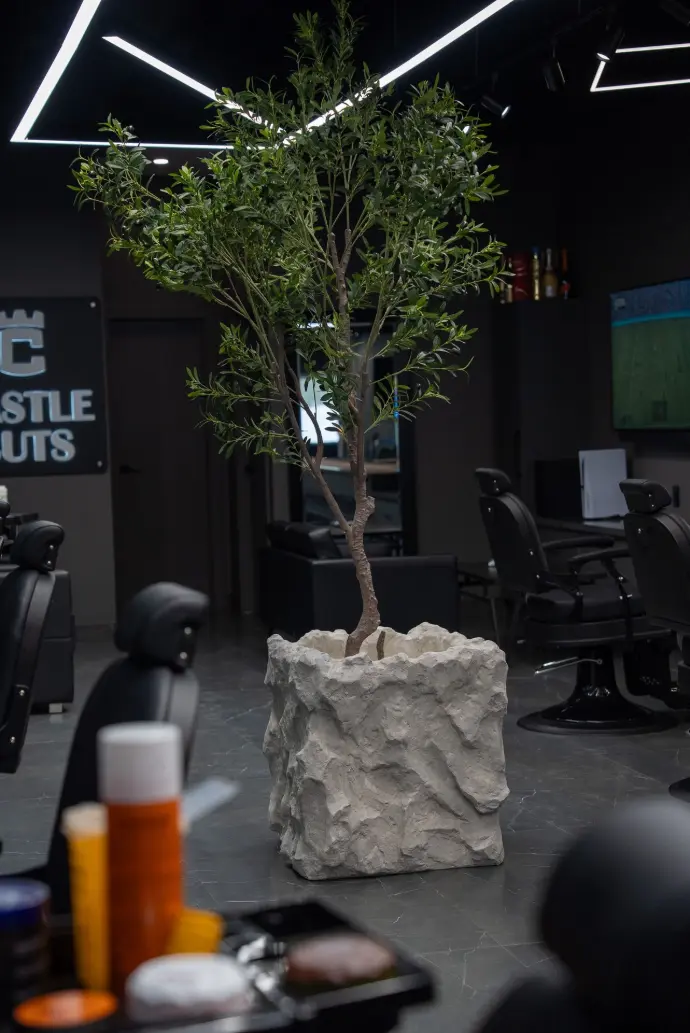 Castle Cuts Barbershop — view 10