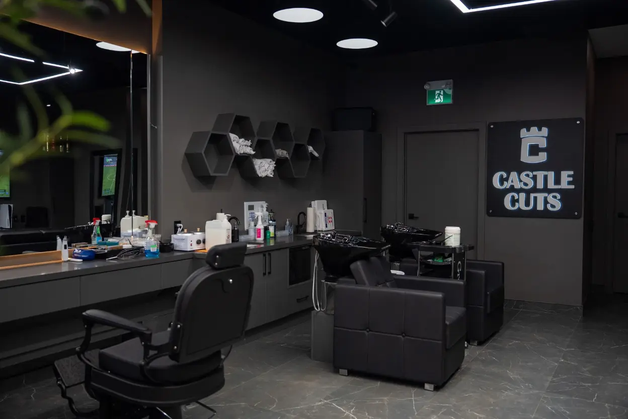 Castle Cuts Barbershop — view 6