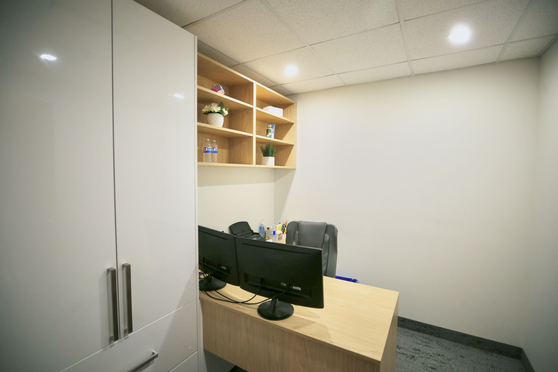 Office Space Renovation - Sky Contracting Inc. — view 8