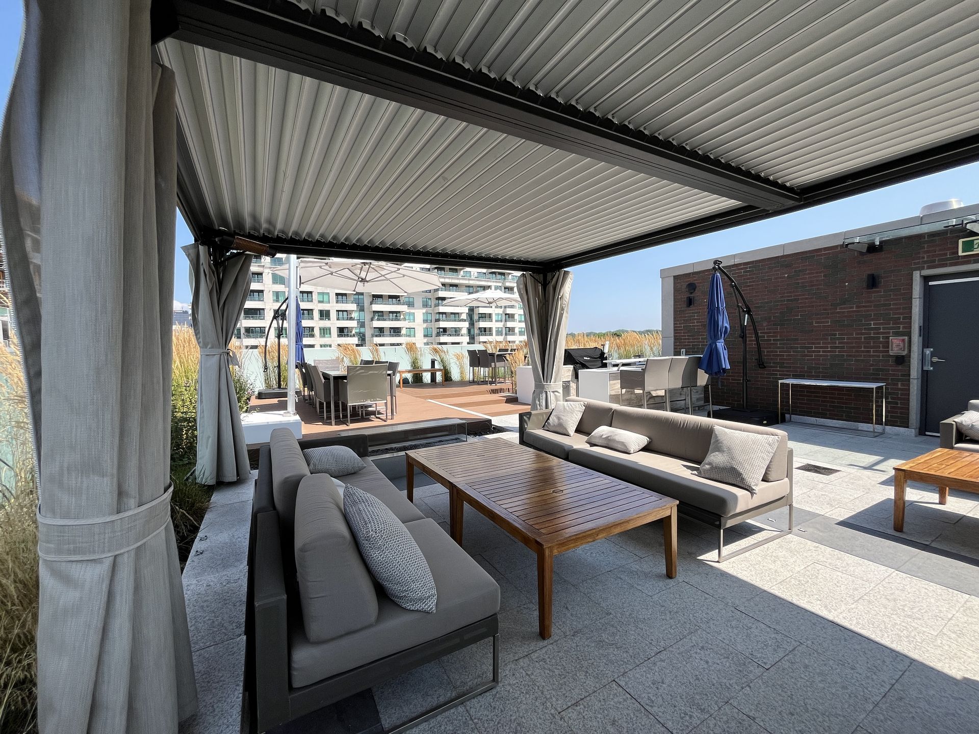 Party Room & Patio Renovation - Timbercreek Capital — view 10