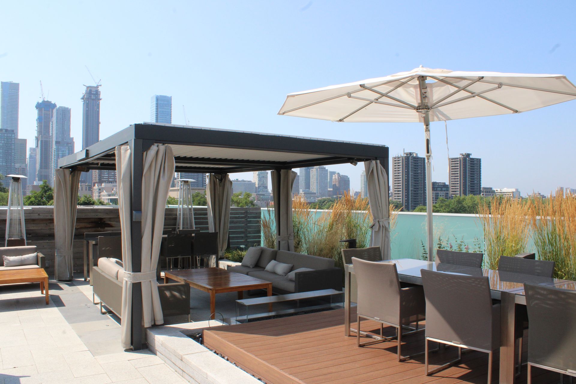 Party Room & Patio Renovation - Timbercreek Capital — view 7