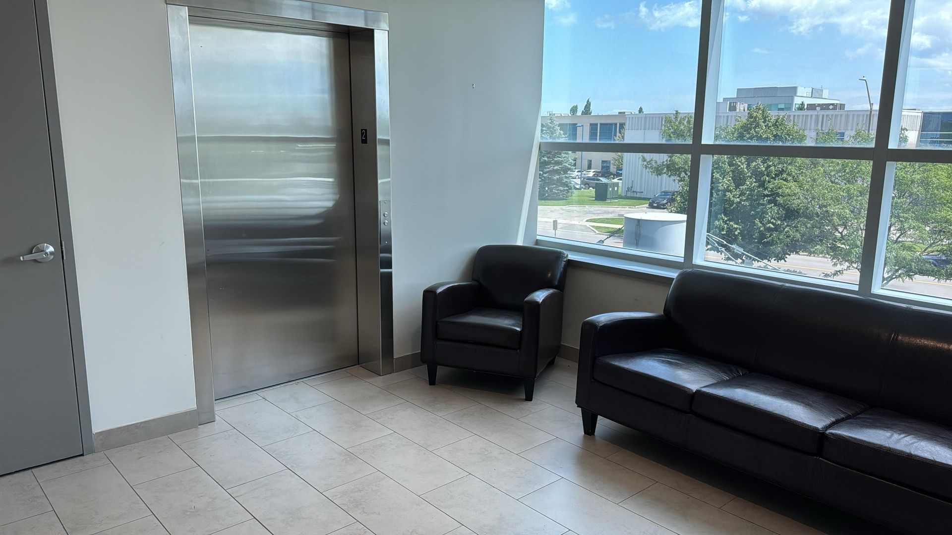 Real Estate & Law Offices — view 7